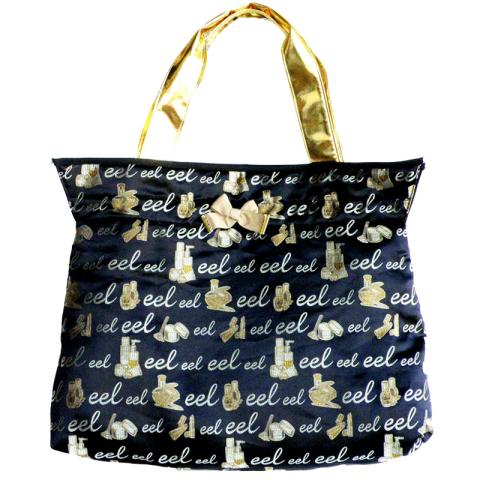 Tote bag with embriodery