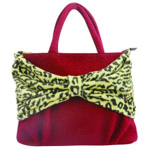 Fur bag with handle