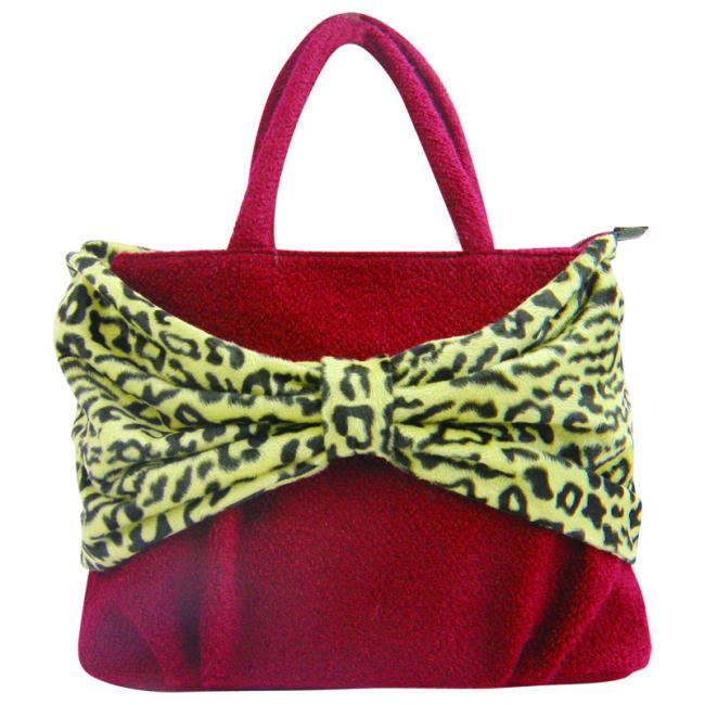 Fur bag with handle