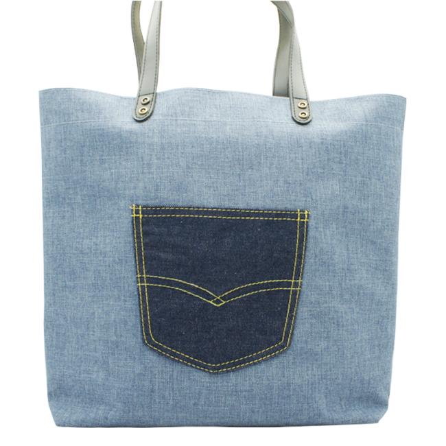 Tote bag with pocket 